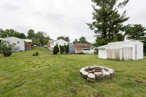 211 George Street Staunton VA 24401