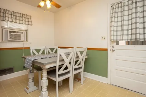 211 George Street Staunton VA 24401