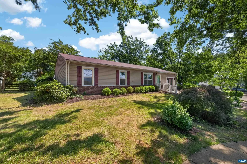 213 Oak Street Charlottesville VA 22902