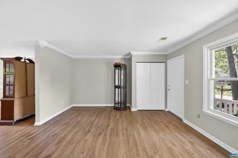 213 Oak Street Charlottesville VA 22902