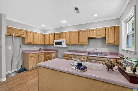 213 Oak Street Charlottesville VA 22902