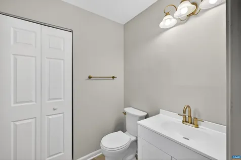 213 Oak Street Charlottesville VA 22902