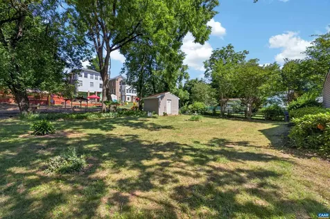 213 Oak Street Charlottesville VA 22902