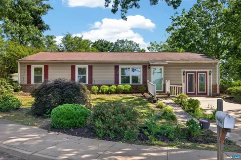 213 Oak Street Charlottesville VA 22902