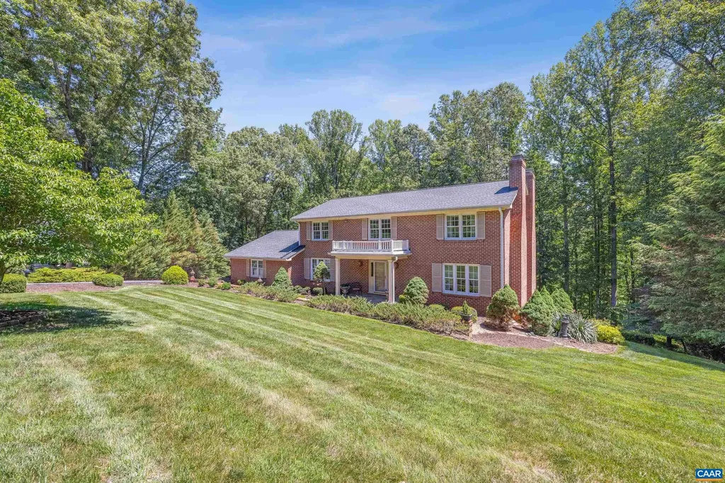 985 Tanglewood Road Charlottesville VA 22901