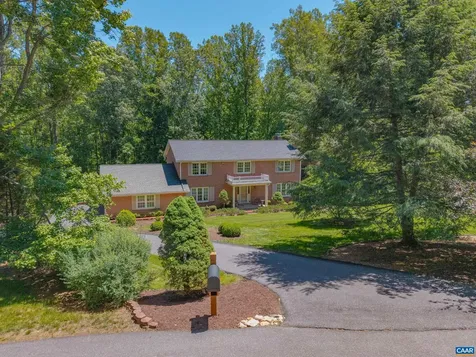 985 Tanglewood Road Charlottesville VA 22901