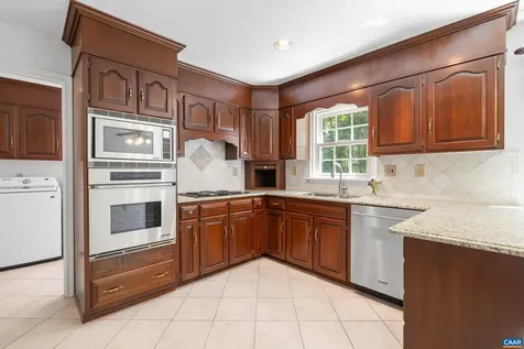 985 Tanglewood Road Charlottesville VA 22901