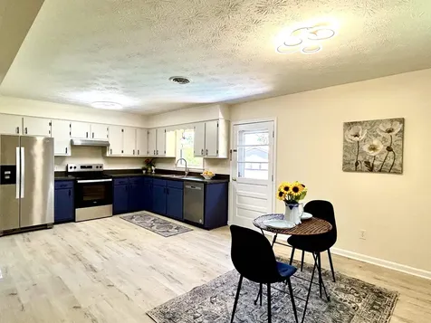 20 Bingham Street Verona VA 24482