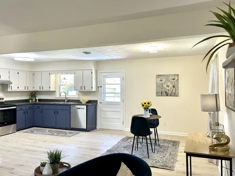 20 Bingham Street Verona VA 24482