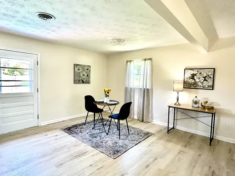 20 Bingham Street Verona VA 24482