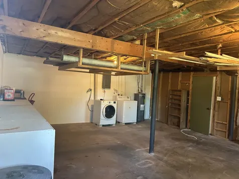 20 Bingham Street Verona VA 24482