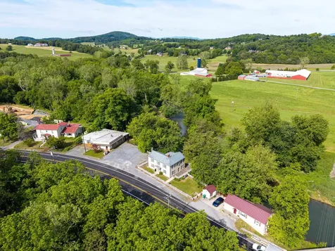 727 Main Street S Mount Crawford VA 22841