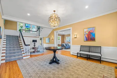305 Beverley Street E Staunton VA 24401