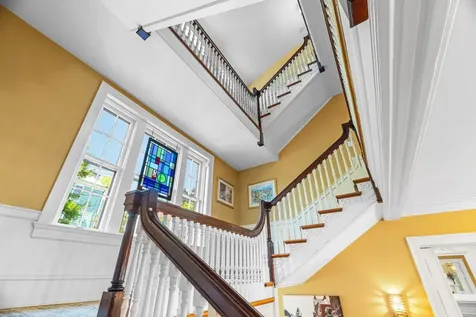 305 Beverley Street E Staunton VA 24401