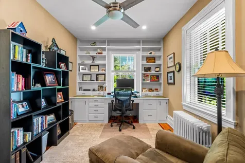 305 Beverley Street E Staunton VA 24401