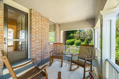 305 Beverley Street E Staunton VA 24401