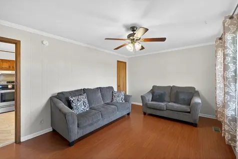 409 13th Street Grottoes VA 24441