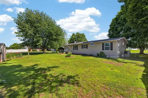 409 13th Street Grottoes VA 24441