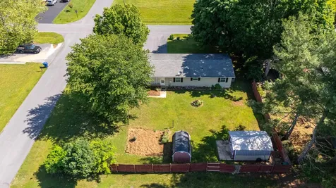 409 13th Street Grottoes VA 24441