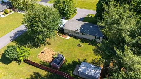 409 13th Street Grottoes VA 24441