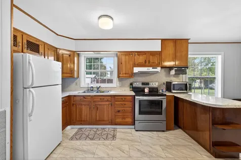 409 13th Street Grottoes VA 24441