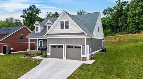 49 Mcilwee Lane Staunton VA 24401