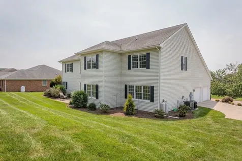 855 Wild Cherry Lane Rockingham VA 22801