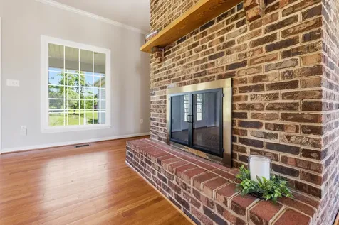 128 Fairview Circle Woodstock VA 22664