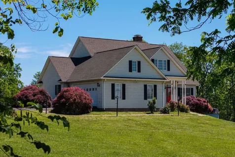 128 Fairview Circle Woodstock VA 22664