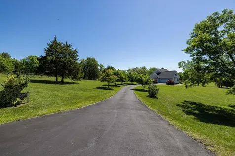 128 Fairview Circle Woodstock VA 22664