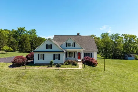 128 Fairview Circle Woodstock VA 22664