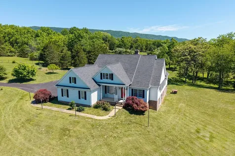 128 Fairview Circle Woodstock VA 22664
