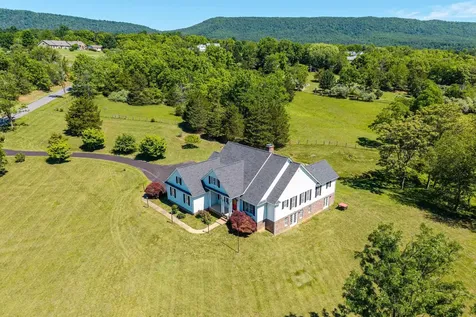 128 Fairview Circle Woodstock VA 22664