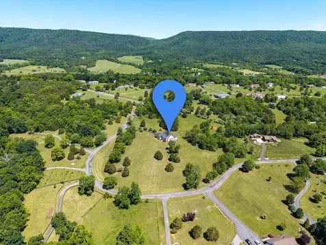 128 Fairview Circle Woodstock VA 22664