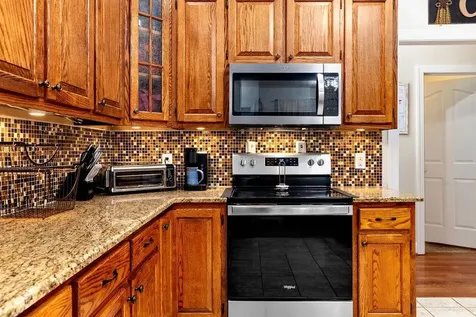 14 Old Oak Drive Stuarts Draft VA 24477