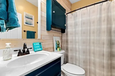 14 Old Oak Drive Stuarts Draft VA 24477