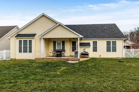 14 Old Oak Drive Stuarts Draft VA 24477