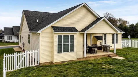 14 Old Oak Drive Stuarts Draft VA 24477