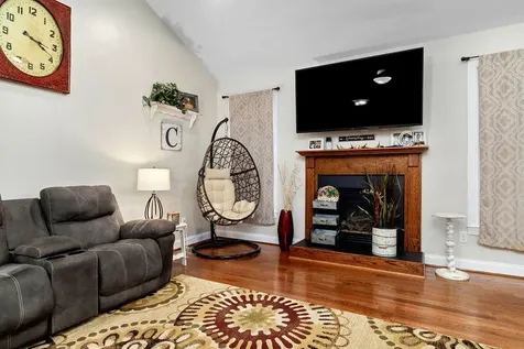 14 Old Oak Drive Stuarts Draft VA 24477