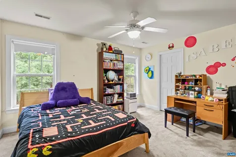 560 Rolling Valley Court Charlottesville VA 22902
