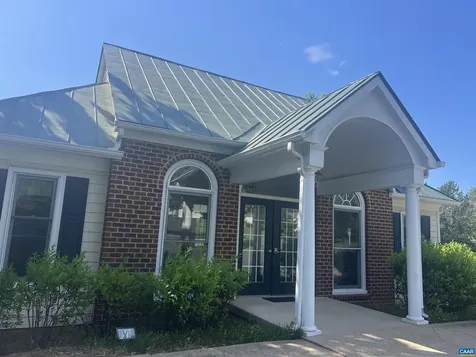 560 Rolling Valley Court Charlottesville VA 22902