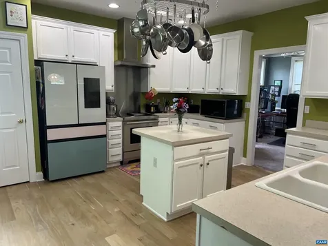560 Rolling Valley Court Charlottesville VA 22902