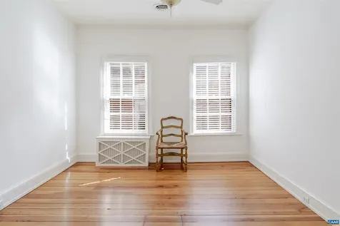 17 Washington Street N Staunton VA 24401