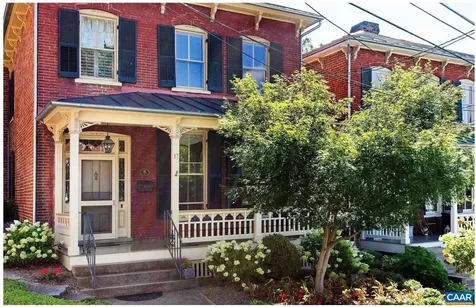 17 Washington Street N Staunton VA 24401