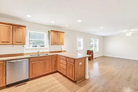 106 7th Street Grottoes VA 24441