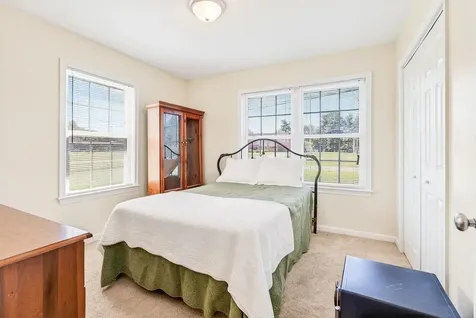 106 7th Street Grottoes VA 24441