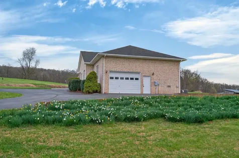 363 Davis Lane New Market VA 22844