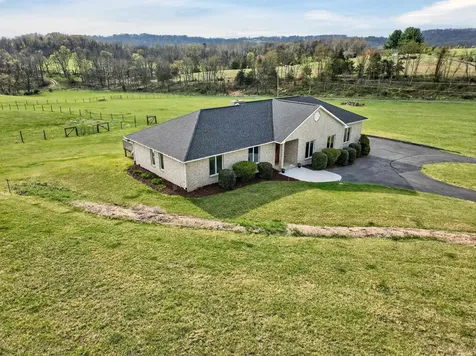 363 Davis Lane New Market VA 22844