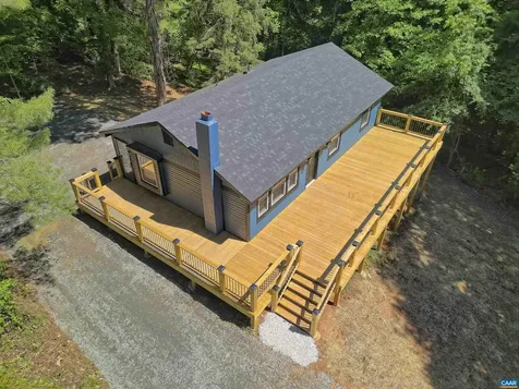 135 Iroquois Trail Ruckersville VA 22968