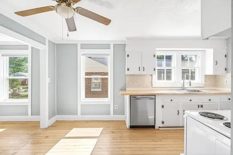 541 Hull Street Staunton VA 24401